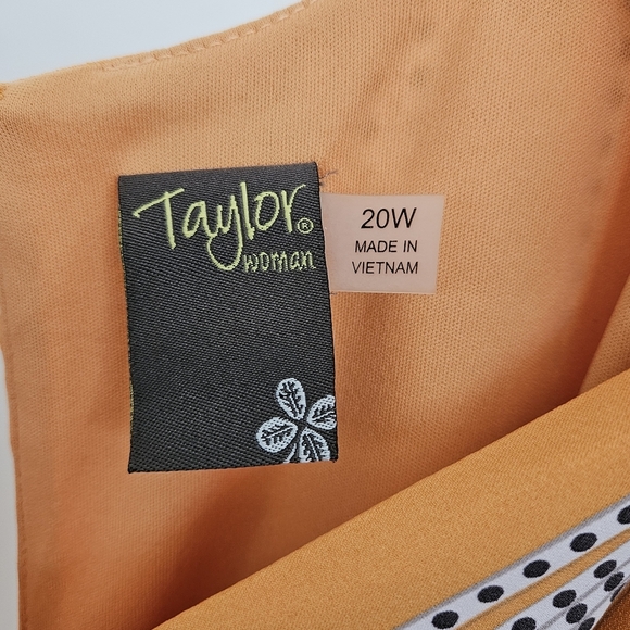 Taylor Maxi Dress 20W V Neckline 3/4 Sleeve Geometric Orange Pockets Plus Size - Picture 2 of 11